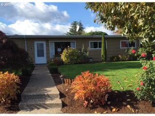 101 17th St, Mcminnville, OR 97128-3015