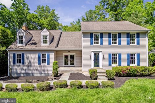 10910 Wilder Point Ln, Herndon, VA 20191-5008