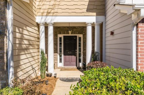 421 Mountain View Ln, Holly Springs, GA 30188-5159