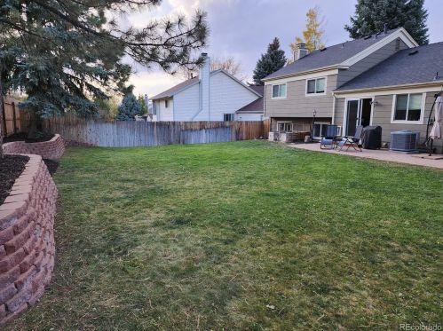 21606 Powers Pl, Aurora CO 80015-3372 exterior