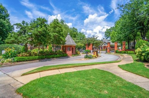 588 Mcgill Pl, Atlanta GA  30312-1072 exterior