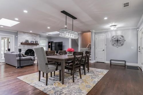 1680 Knob Hill Ct, Atlanta, GA 30329-3205