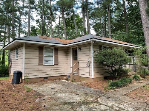 1289 Andrews Dr, Marietta, GA 30062-3406