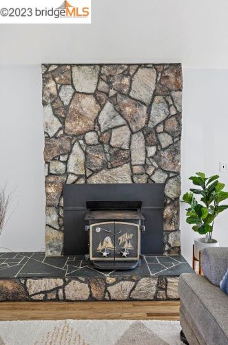 1005 Oak Grove Rd, Concord CA  94518-3004 exterior