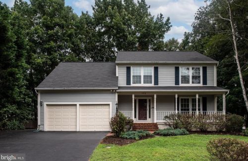 4918 Queensbury Cir, Fredericksburg, VA 22408-1819