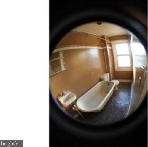 2366 4th St, Philadelphia PA 19148-0039 exterior