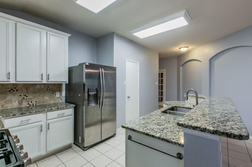9892 Willowick Ave, Fort Worth TX  76108-4811 exterior