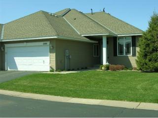 2303 Glacier Way, Hastings, MN 55033-3757