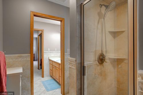 5869 Fernwood St, Saint Paul MN  55126-8405 exterior