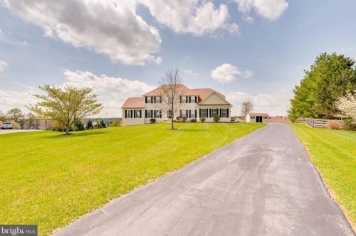 288 Fraser Ct, Charles Town WV  25414-5463 exterior