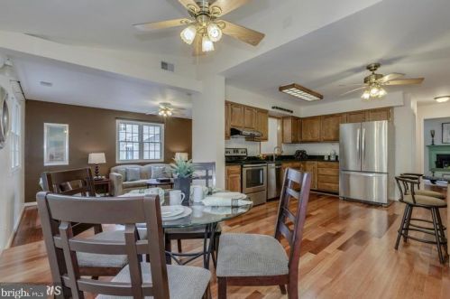 5820 Silchester St, Springfield VA  22015-3362 exterior