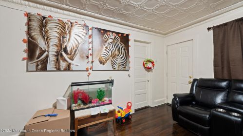 1512 Summerfield Ave, Tinton Falls NJ 07712-6918 exterior