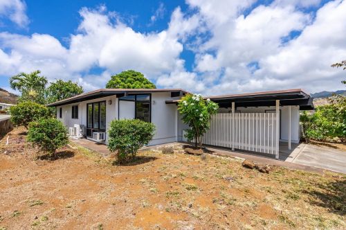 909 Aipo St, Honolulu HI  96825-2521 exterior