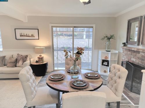 1294 New York Dr, Concord CA  94521-4617 exterior