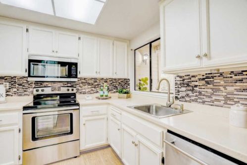 1728 Calais Ct, Hayward, CA 94541-5369