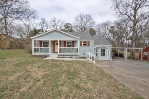 609 Vantrease Rd, Madison, TN 37115-3526