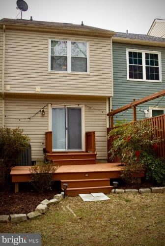 9606 Hastings Dr, Columbia, MD 21046-1903