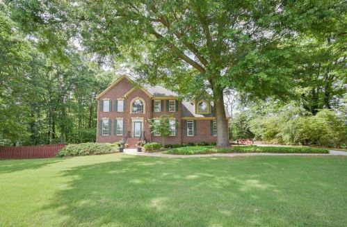 209 Gold Ct, Stockbridge, GA 30281-1088