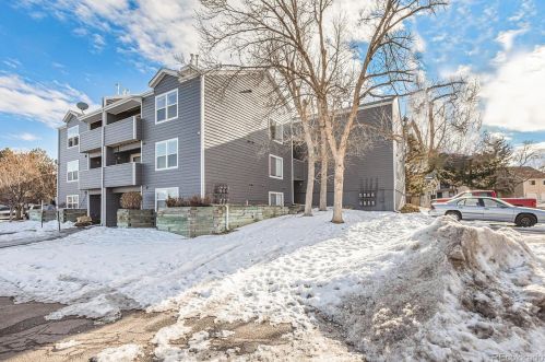 407 Memphis Way, Denver CO  80017-2033 exterior