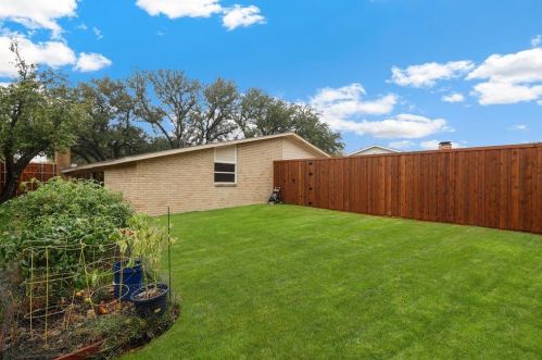 2017 Jennifer Ct, Carrollton TX 75007-3528 exterior