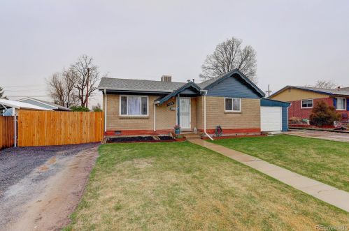 6062 61st Pl, Arvada CO  80003-5000 exterior