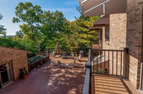 601 Chardonnay Rdg, Cincinnati OH 45226-1732 exterior