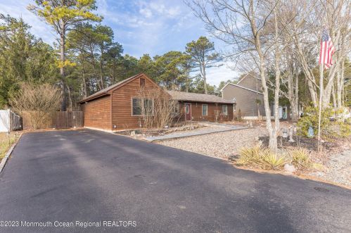 222 Bunnell Ave, Berkeley Township, NJ 08721-2848