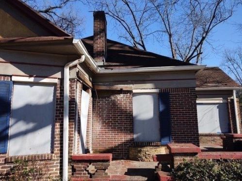 1369 Bryan Ave, Atlanta GA  30344-2608 exterior