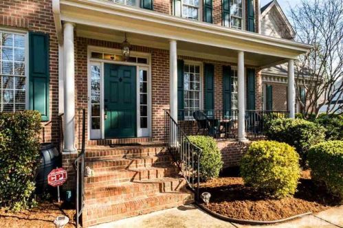 328 Chanticlair Dr, Apex, NC 27502-9623