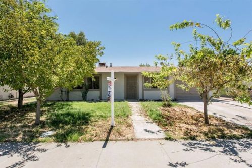 364 K St, Mendota, CA 93640-2113