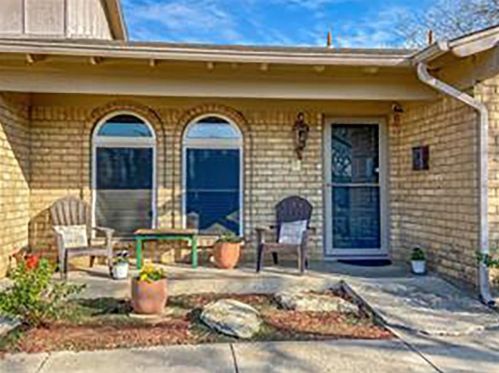 2925 Conejos Dr, Fort Worth TX  76116-3306 exterior