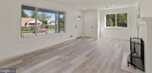 1515 Oakview Dr, Silver Spring MD 20903-2243 exterior