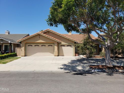 617 Binnacle St, Oxnard, CA 93035-1230