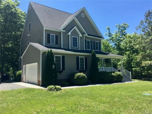 199 Chase Ln, Bumpass, VA 23024-3662