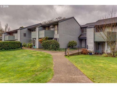 8755 Brightfield Cir, Portland OR  97223-4415 exterior