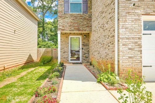 1426 Persimmon Trce, Morrow, GA 30260-4195