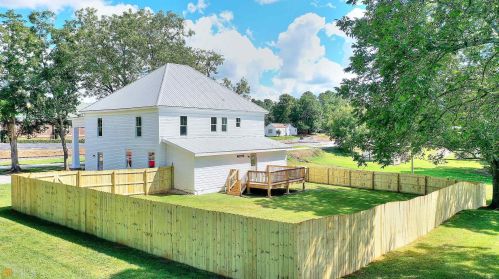 370 Broad St, Nicholson GA  30565-1703 exterior