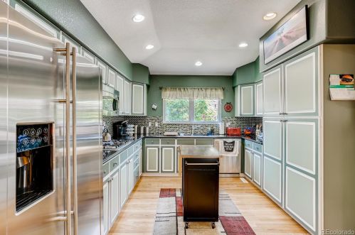 13857 Chenango Dr, Aurora CO 80015-3904 exterior