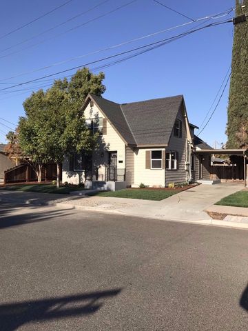 513 California Ave, Valley Home, CA 95361-3005