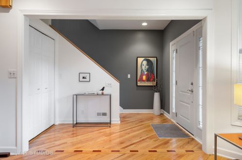 1637 Summerdale Ave, Chicago, IL 60640-2026