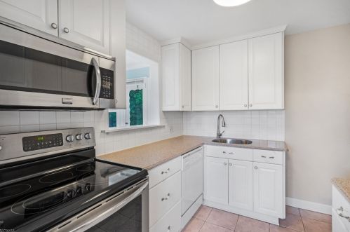 10 4th Ave, Dover NJ  07803-3239 exterior