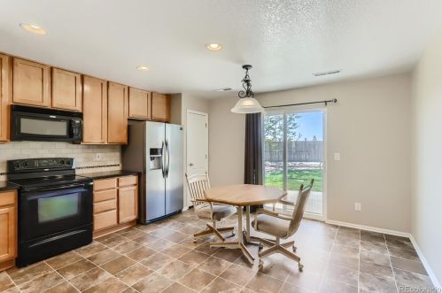 865 Willow Dr, Denver CO  80603-7761 exterior