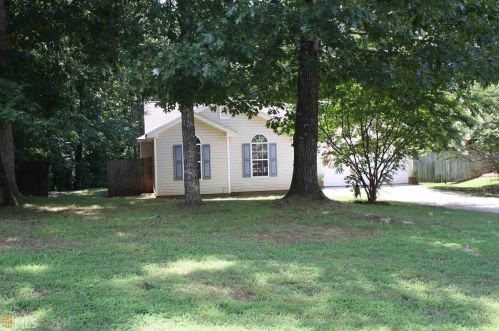 143 Worthy Dr, Mcdonough, GA 30252-6240
