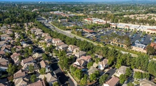 46 Danbury Ln, Irvine CA  92618-3972 exterior