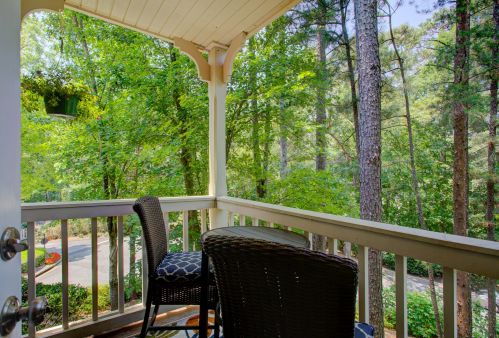 802 Camden Ct, Atlanta GA  30327-4274 exterior