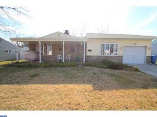 23 Gentle Rd, Levittown, PA 19057-3413