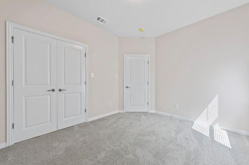 1525 Doyle Ave, Dallas TX  75203-3223 exterior