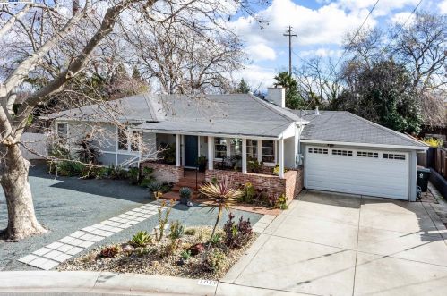 1039 Esther Dr, Concord, CA 94523-4301