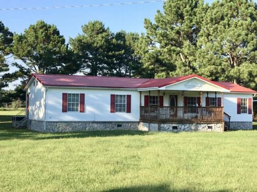 3698 Halls Valley Rd, Trion, GA 30753-2055