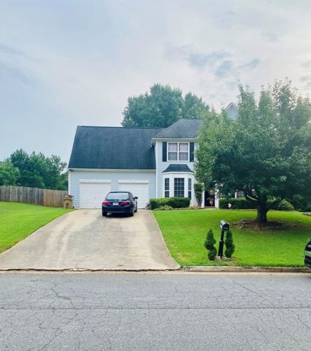 5092 Huntcrest Dr, Mableton, GA 30126-2064